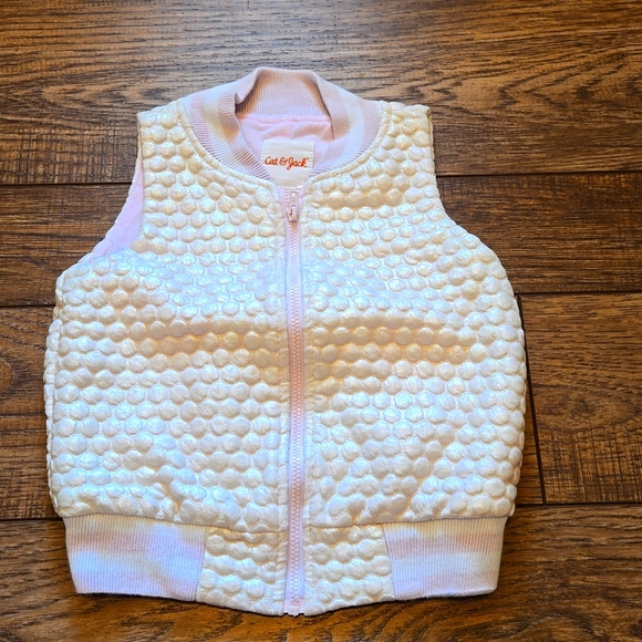 Girls vest - Picture 1 of 3